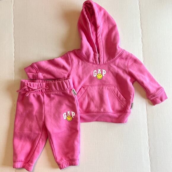 Baby Gap Smiley World Pink Sweat Set - Picture 2 of 4
